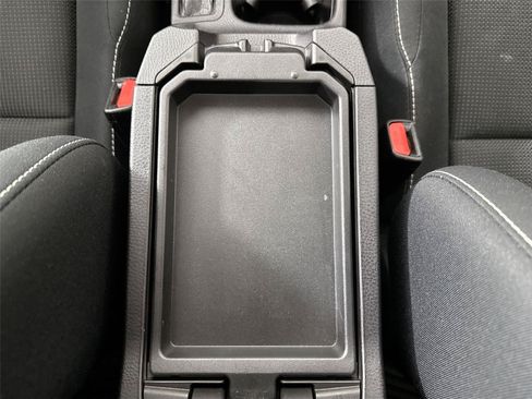 Used 2017 Toyota RAV4 XLE w/ Plus Special Value Package FWD image 40