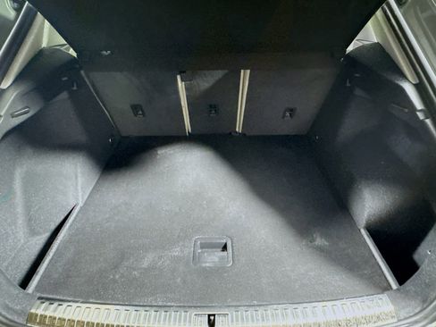 Used 2023 Audi Q3 2.0T Premium Plus w/ Premium Plus Package image 27