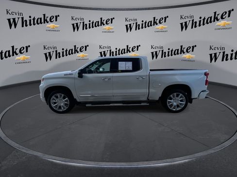 Used 2024 Chevrolet Silverado 1500 High Country w/ High Country Premium Package AWD/4WD image 5