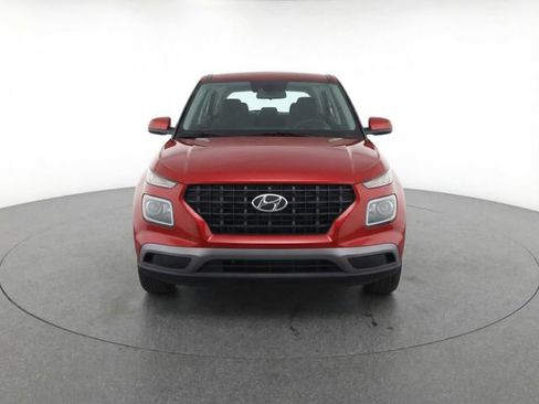 Used 2021 Hyundai Venue SE image 5