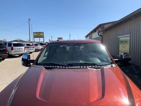 Used 2017 Ford F250 Lariat w/ Chrome Package image 8