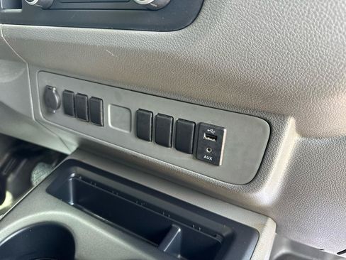 Used 2018 Nissan NV 2500 S RWD image 14