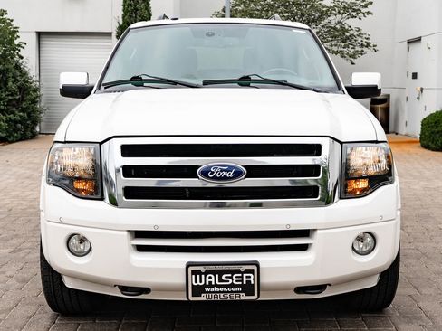 Used 2014 Ford Expedition EL Limited w/ Equipment Group 301A AWD/4WD image 2