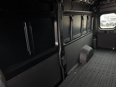 Used 2025 RAM ProMaster 3500 w/ Cold Weather Group image 20