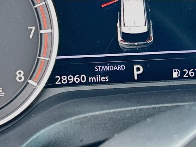 Used 2023 Nissan Rogue SV FWD image 9