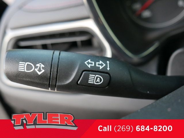 Used 2023 Chevrolet Equinox RS w/ RS Leather Package AWD/4WD image 23