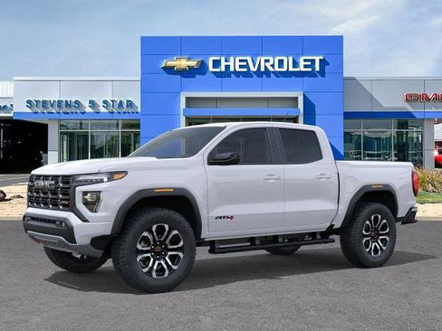 New 2026 GMC Canyon AT4 image 2