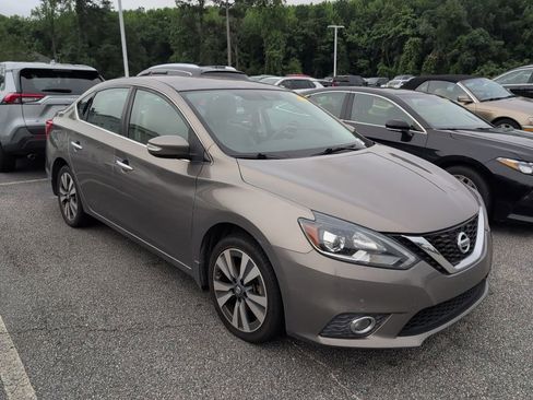 Used 2016 Nissan Sentra SL FWD image 1