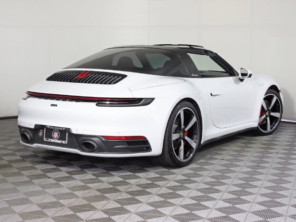 Certified 2021 Porsche 911 Targa 4S w/ Premium Package AWD/4WD image 7