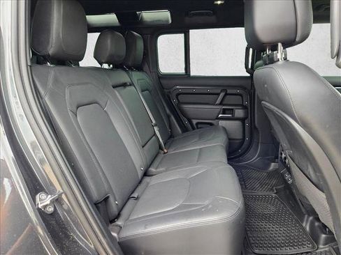 Certified 2023 Land Rover Defender 110 V8 image 19