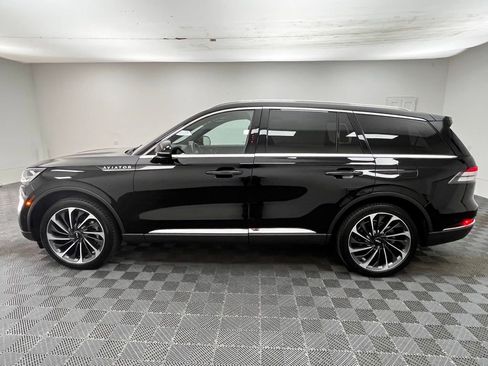 Used 2023 Lincoln Aviator Reserve w/ Equipment Group 201A AWD/4WD image 14