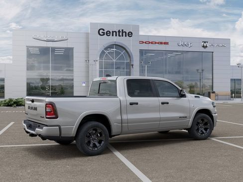 Used 2026 RAM 1500 Big Horn AWD/4WD image 4