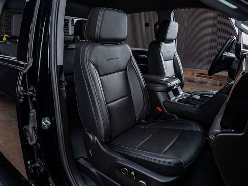 Used 2025 GMC Sierra 2500 Denali image 31