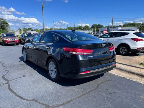 Used 2016 Kia Optima EX w/ Premium Package FWD image 5