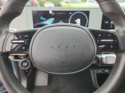 Used 2022 Hyundai Ioniq 5 SE image 28