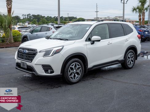 Used 2023 Subaru Forester Premium AWD/4WD image 7