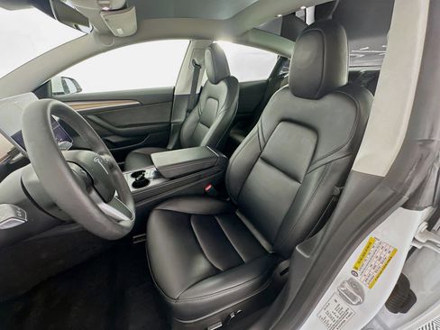 Used 2023 Tesla Model 3 Standard Range RWD image 13