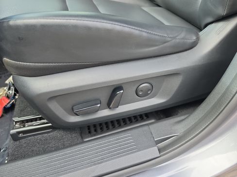 Used 2022 Nissan Rogue SV w/ SV Premium Package FWD image 21