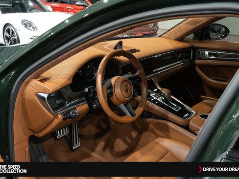 Used 2022 Porsche Panamera Turbo S image 13