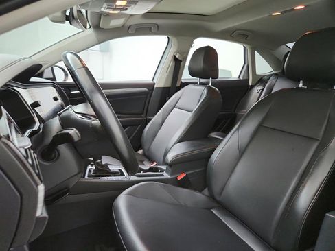 Used 2019 Volkswagen Jetta SEL FWD image 14