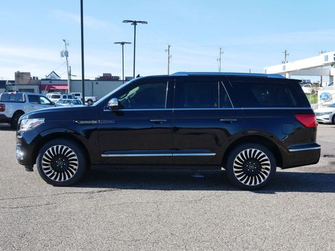 Used 2020 Lincoln Navigator Black Label w/ Cargo Convenience Package AWD/4WD image 2