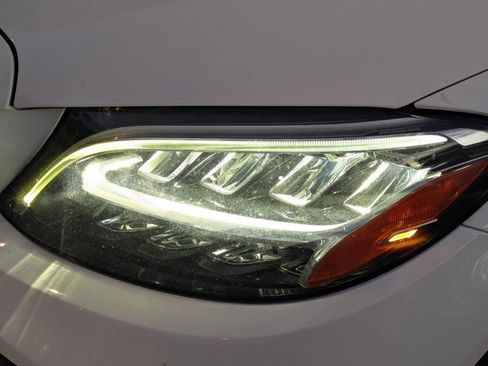 Certified 2020 Mercedes-Benz C 300 Sedan image 5