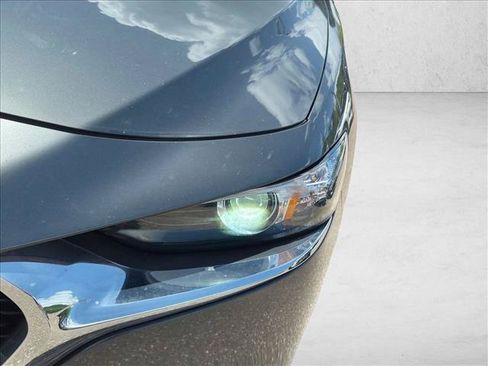 Used 2023 MAZDA MAZDA3 s FWD image 4