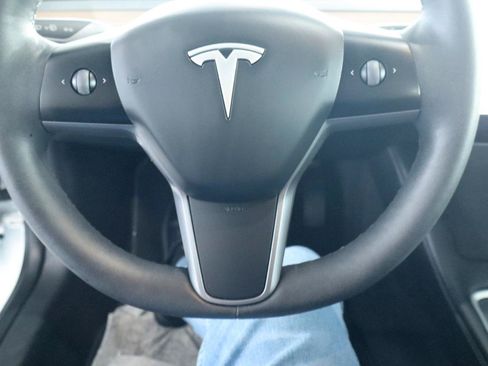 Used 2023 Tesla Model 3 Standard Range RWD image 16