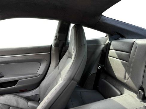 Used 2020 Porsche 911 Carrera 4S image 24