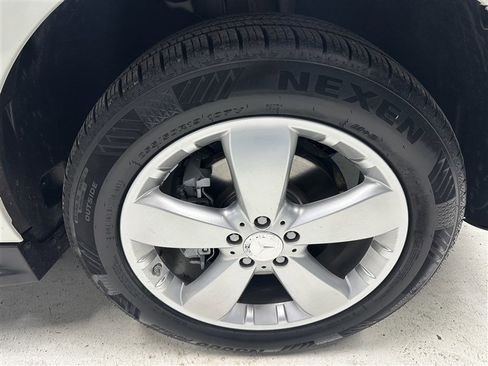 Used 2011 Mercedes-Benz ML 350 4MATIC image 14