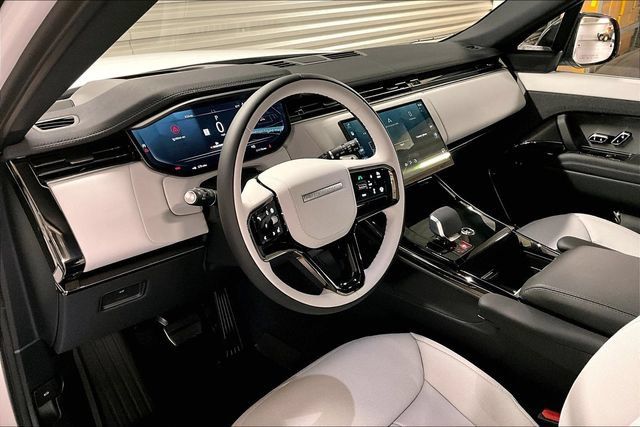 New 2026 Land Rover Range Rover Sport Dynamic SE AWD/4WD image 7