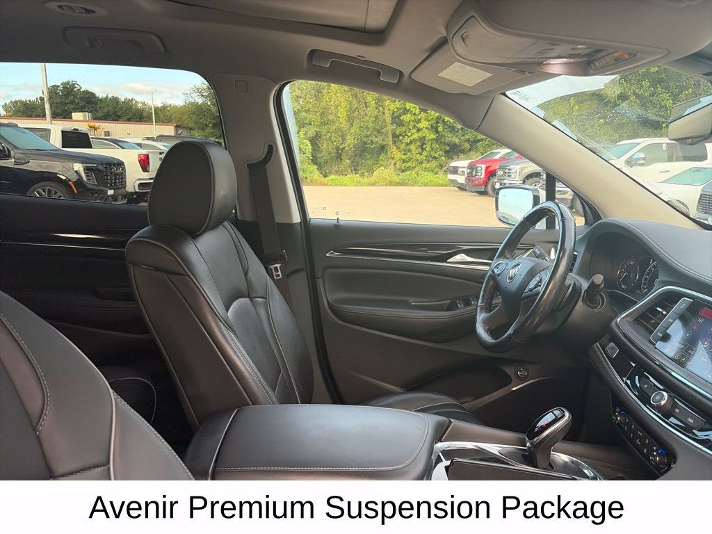 Used 2021 Buick Enclave Avenir w/ Avenir Technology Package AWD/4WD image 15