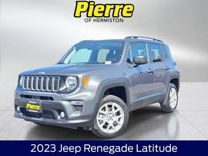 Used 2023 Jeep Renegade Latitude w/ Sun/Sound Group