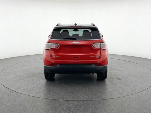 Used 2025 Jeep Compass Limited image 6