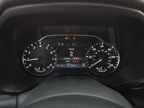 Used 2024 Nissan Titan SV w/ SV Convenience Package AWD/4WD image 19