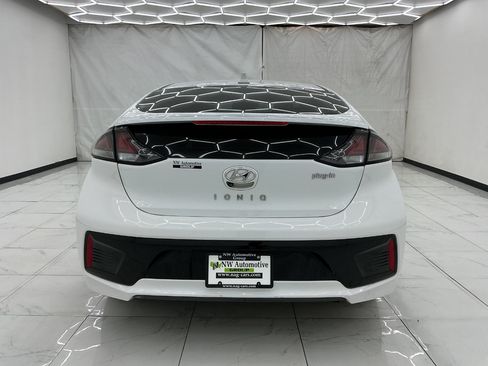 Used 2021 Hyundai Ioniq SE FWD image 10