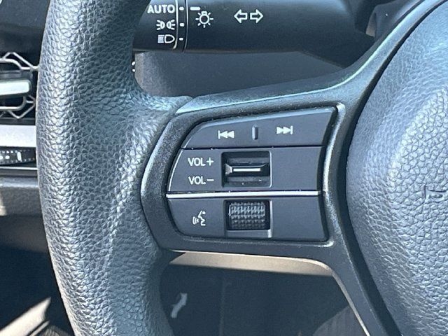 Used 2023 Honda Accord EX image 12