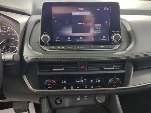 Used 2025 Nissan Rogue SV AWD/4WD image 20
