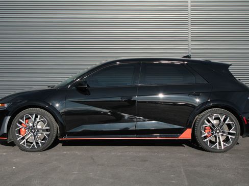 Used 2025 Hyundai Ioniq 5 N image 9