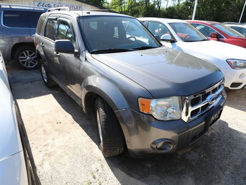 Used 2009 Ford Escape XLT FWD image 6