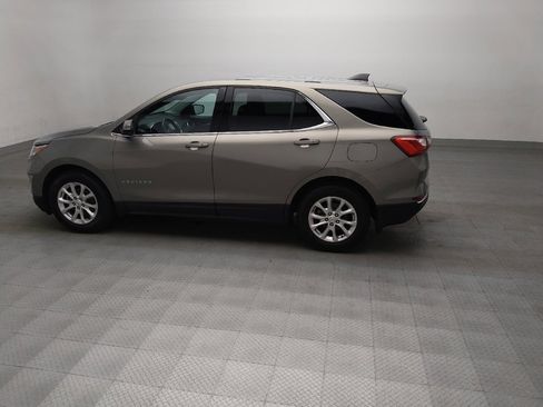 Used 2018 Chevrolet Equinox LT image 3