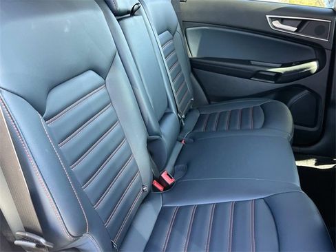 Certified 2024 Ford Edge SEL w/ Sport Appearance Package image 23