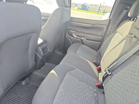 Used 2025 Ford Ranger XLT w/ Chrome Accent Package image 19