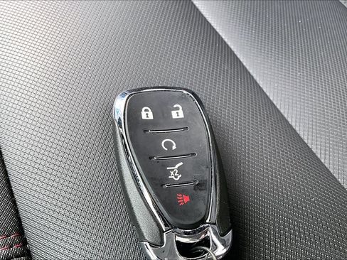 Used 2025 Chevrolet TrailBlazer RS w/ Convenience Package FWD image 15