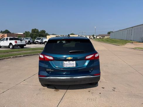 Used 2021 Chevrolet Equinox LT FWD image 4