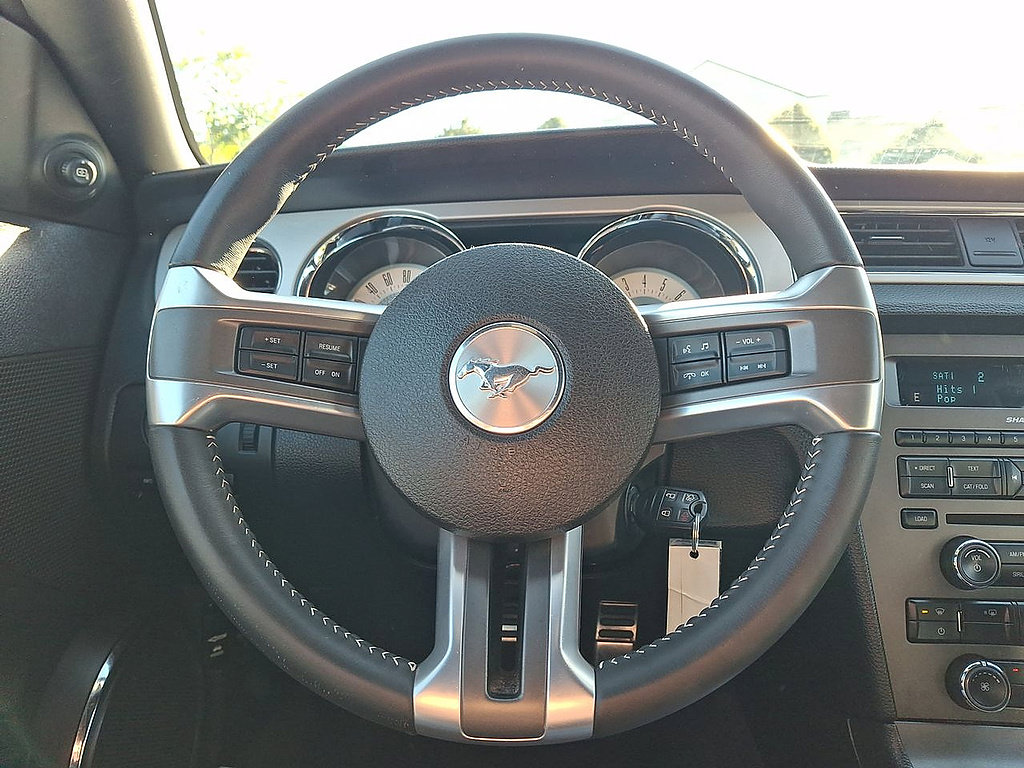 Used 2012 Ford Mustang Premium RWD image 15