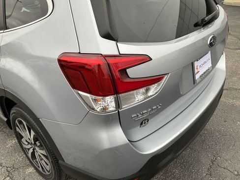 Used 2023 Subaru Forester Limited image 28