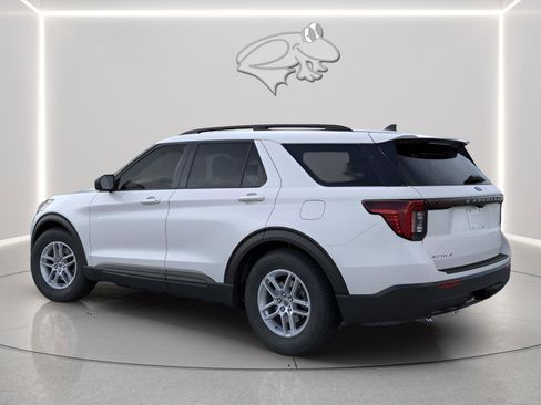 New 2026 Ford Explorer Active image 4
