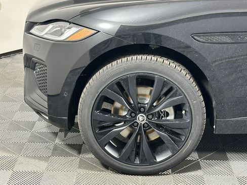 Used 2026 Jaguar F-PACE R-Dynamic S AWD/4WD image 9