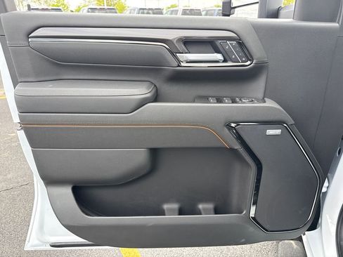 New 2026 GMC Sierra 2500 AT4 w/ AT4 Premium Plus Package AWD/4WD image 15